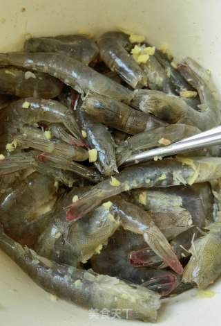 香脆炸虾步骤1
