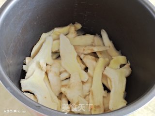 电饭锅奥尔良鸡腿步骤4