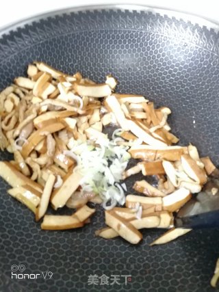 肉丝炒豆干步骤9