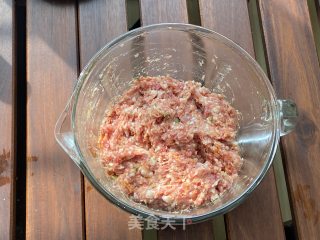 海参蒸肉饼，鲜嫩多汁巨好吃！步骤4