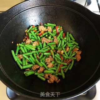 肉片炒豆角步骤7