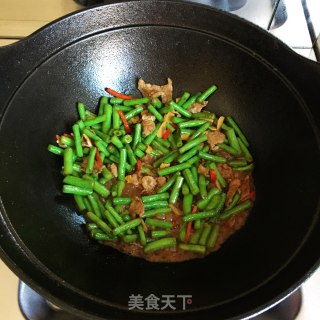 肉片炒豆角步骤8