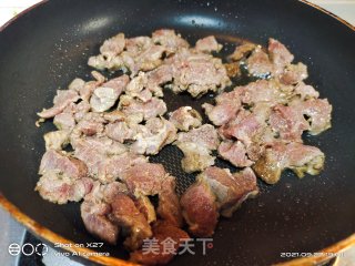 青椒扁豆炒牛肉步骤2