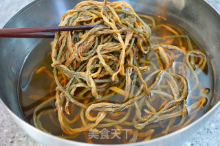 干豆角蒸扣肉步骤2