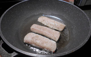 香煎鲯鳅鱼块步骤3