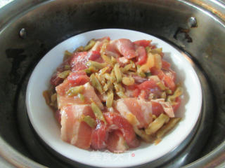 榨菜蒸五花肉步骤9