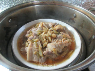 榨菜蒸五花肉步骤11