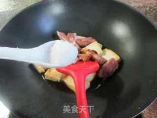 腊鸭腿烧老豆腐步骤8