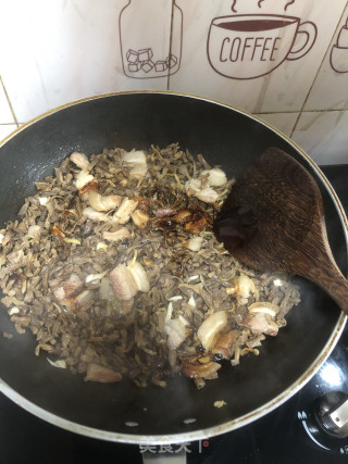 干豆角炒五花肉步骤7