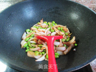 五花肉洋葱炒毛豆步骤12