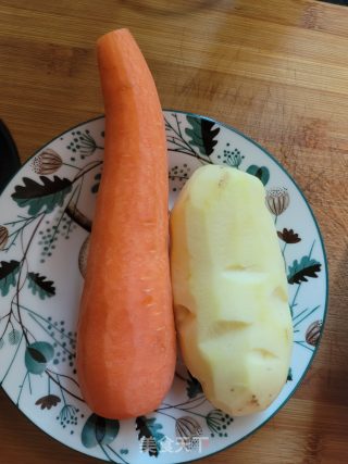 胡萝卜土豆烧排骨步骤2