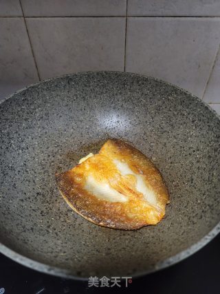 香煎虱目鱼肚步骤3