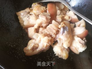 酸甜猪蹄炖秋藕步骤5
