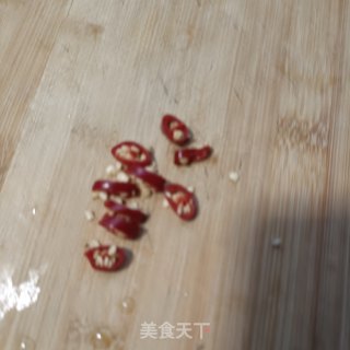 五香腊肠炒芹菜步骤11