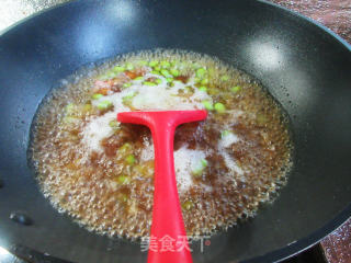 腊鸭腿烧毛豆步骤9