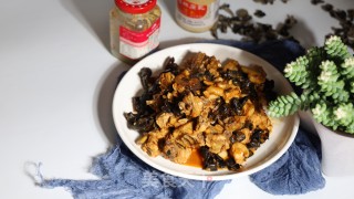 腐乳木耳烧鸡肉步骤9