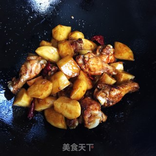 鸡翅根炖土豆步骤4