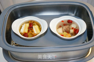 蒜蓉粉丝蒸虾之玉米排骨汤步骤5