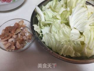 奥尔良鸡丁炒包包菜步骤1