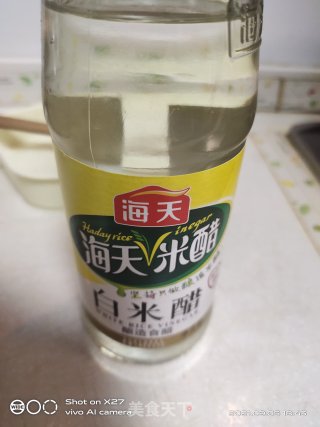 奥尔良鸡丁炒包包菜步骤5