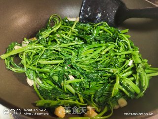 腐乳蒜香空心菜步骤3