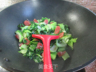 香肠炒青菜步骤7