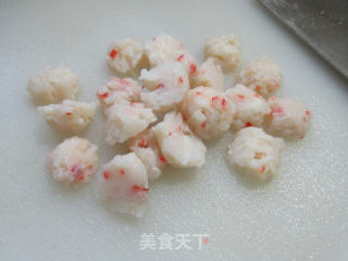 黑木耳虾味球炒洋葱步骤2