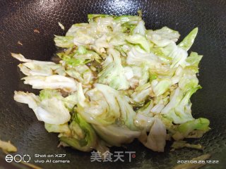 五花肉炒包包菜步骤6