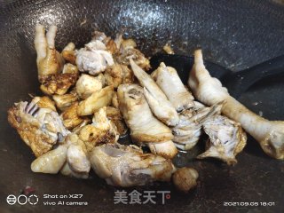 豆角干烧鸡肉步骤4