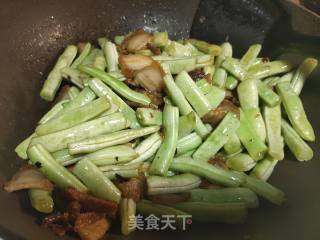 五花肉烧不老豆步骤5