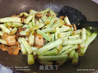 五花肉烧不老豆步骤7