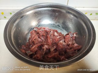 嫩姜炒牛肉步骤2