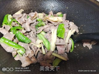 嫩姜炒牛肉步骤5
