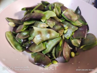 肉片炒扁豆步骤2