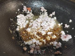 西红柿肉末炒粉条步骤3