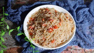 西红柿肉末炒粉条步骤6