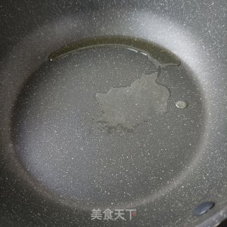 芹菜炒鲜百合步骤12