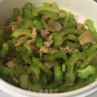 五花肉炒苦瓜步骤6