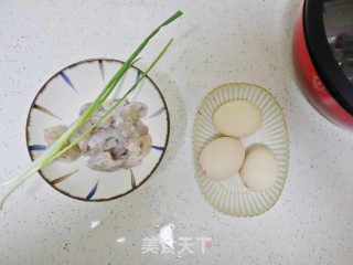 复刻粤菜虾仁滑蛋步骤1