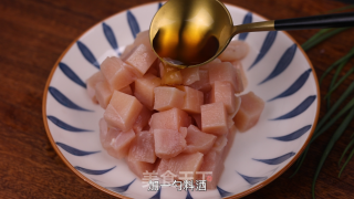 小炒鸡脯肉步骤2