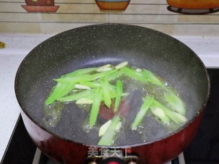 肉丝炒香干步骤6