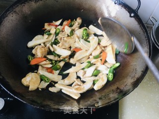 杏鲍菇炒鸡脯肉片步骤9