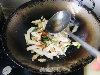 杏鲍菇炒鸡脯肉片步骤8