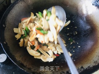 杏鲍菇炒鸡脯肉片步骤12