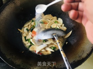 杏鲍菇炒鸡脯肉片步骤10