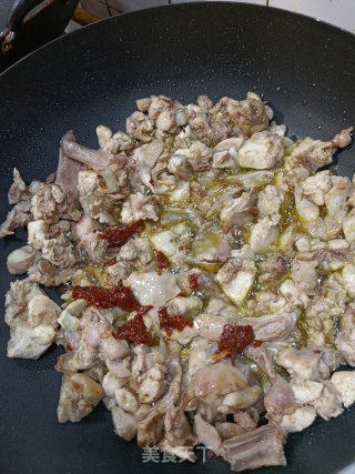 泡椒兔肉步骤2