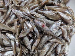 香辣河嫩子步骤2