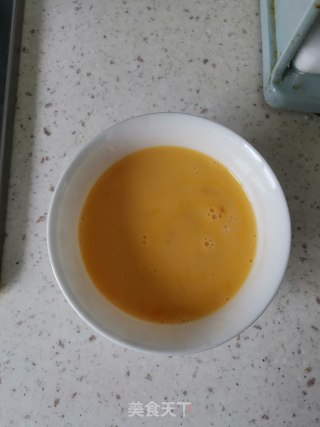 蟹味菇虾仁炒蛋步骤4