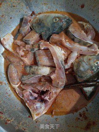 酥脆鱼块步骤1