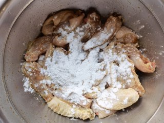 辣子鸡翅步骤5